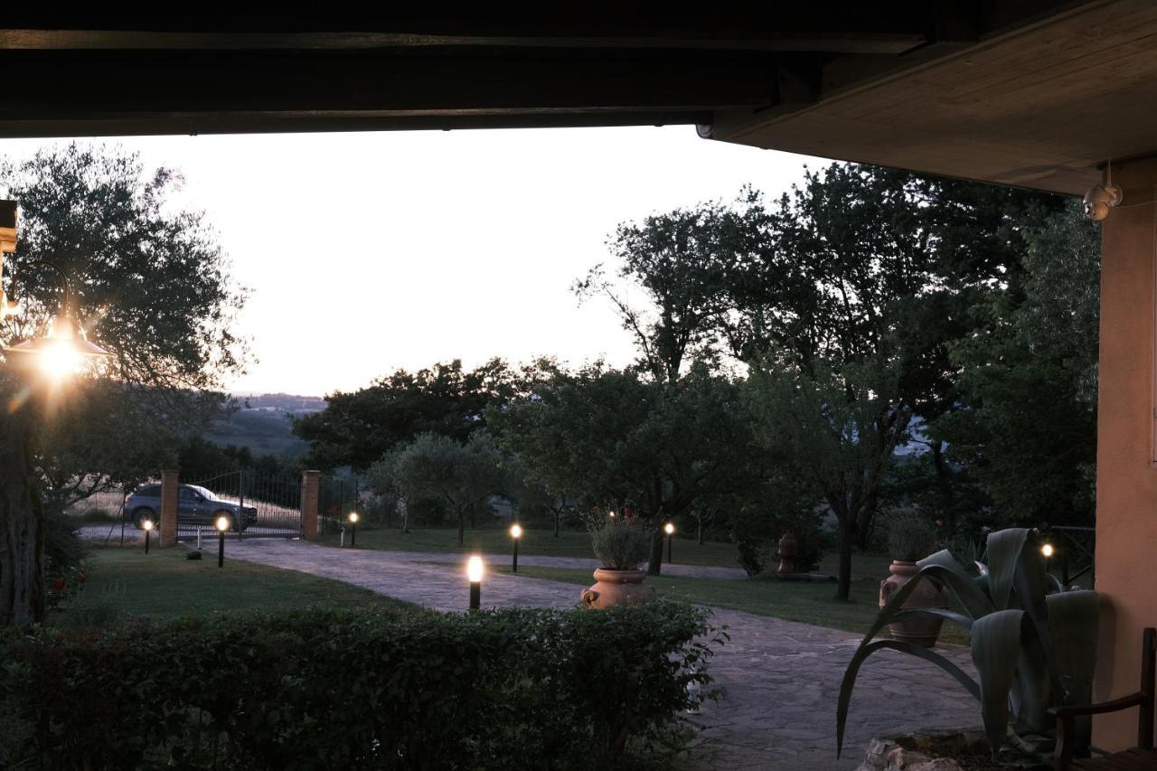 Casa Vacanze Colonnata Gubbio Exterior foto